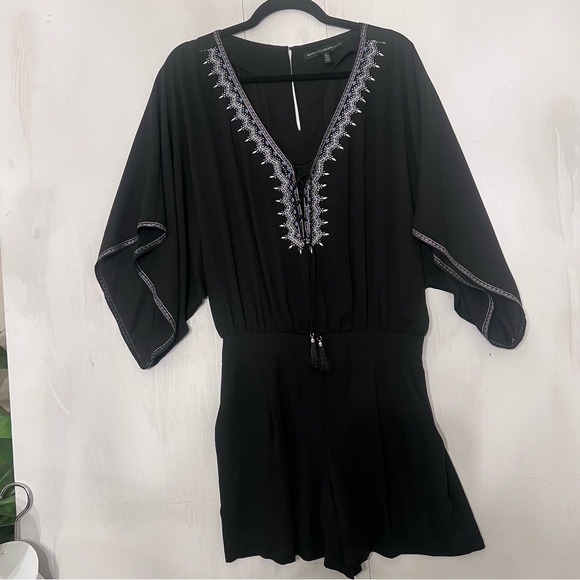 White House Black Market Black Embroidered Romper • MED/ 8-10 EXCELLENT - Picture 5 of 11